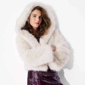 TikTok Wild Fable Cropped Faux Fur Jacket